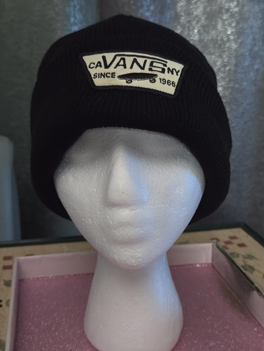 Vans CA NY Since 1966 Skateboard Patch Cuffed Beanie Knit Hat Black One Size